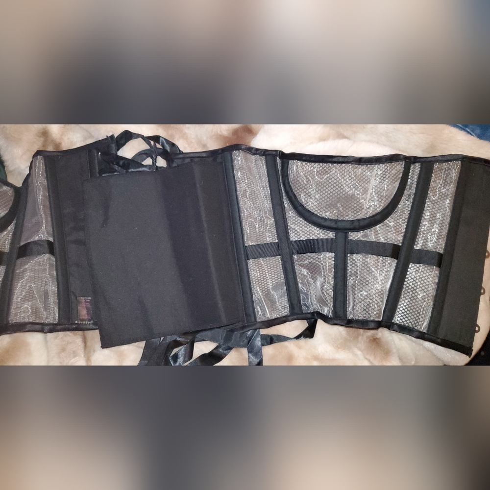 ♡SALE♡ M,L,or XL Corset Waist Cincher FoH - Picture 8 of 15